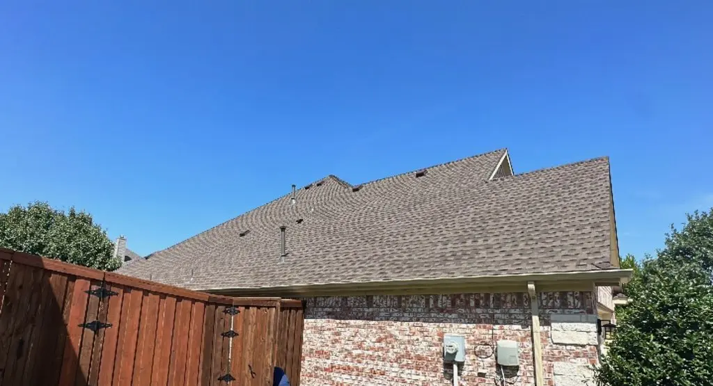 Completed roof replacement project in Scenic Oaks